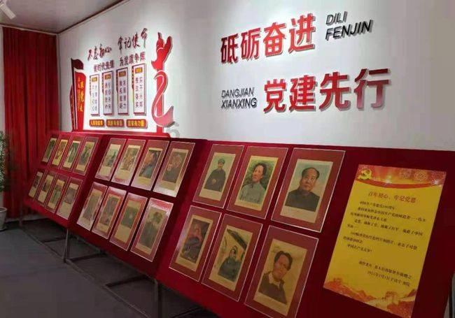 博物院丨夔纹扁足方鼎:很特别